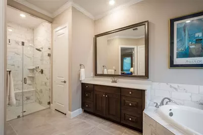 915 Falcon Hollow Lane, Pinehurst, TX 77362 - Photo 19