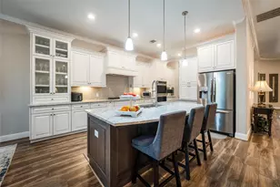 915 Falcon Hollow Ln, Pinehurst, TX 77362 - Photo 11