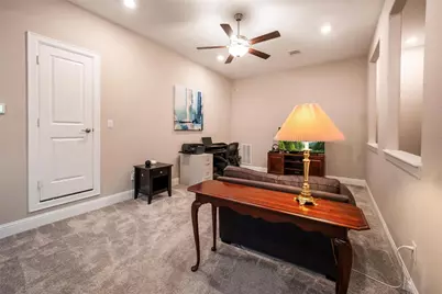 915 Falcon Hollow Lane, Pinehurst, TX 77362 - Photo 27