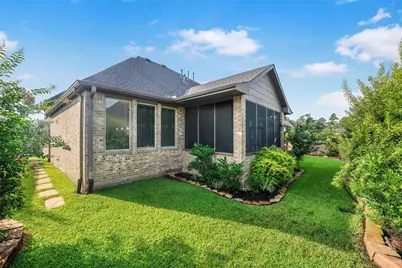 915 Falcon Hollow Lane, Pinehurst, TX 77362 - Photo 37