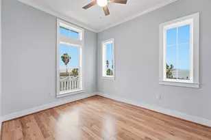 107 Gulf Dr, Tiki Island, TX 77554 - Photo 19