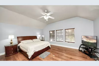 13019 Lindenloch Lane, Houston, TX 77085 - Photo 17