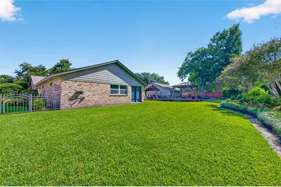 702 Foster Drive, Richmond, TX 77469 - Photo 47