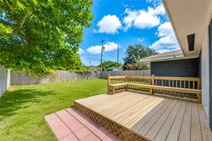 2614 7th Ave N, Texas City, TX 77590 - Photo 33
