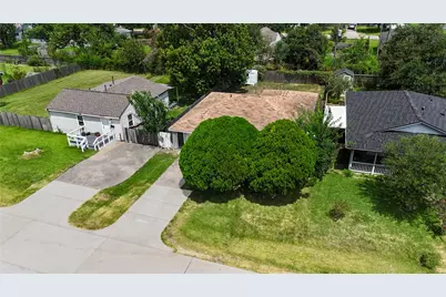 2614 7th Avenue N, Texas City, TX 77590 - Photo 3