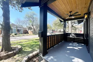 405 E 28th St, Houston, TX 77008 - Photo 5