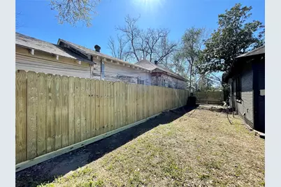 405 E 28th Street, Houston, TX 77008 - Photo 31