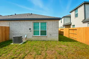 1801 N Peach Creek Dr, Dayton, TX 77535 - Photo 25