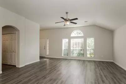 13401 Raintree Drive, Montgomery, TX 77356 - Photo 5