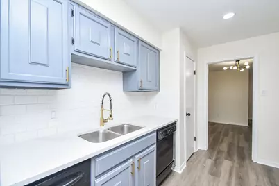 10378 Briar Forest Drive #32/5, Houston, TX 77042 - Photo 13