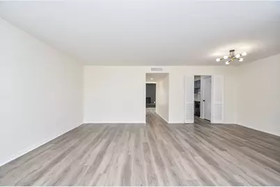 10378 Briar Forest Drive #32/5, Houston, TX 77042 - Photo 7