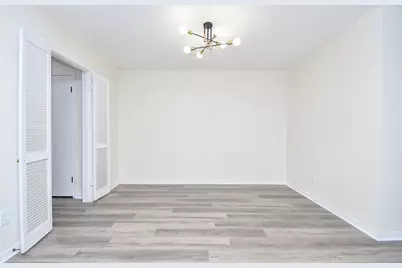 10378 Briar Forest Drive #32/5, Houston, TX 77042 - Photo 9