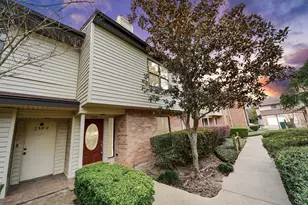 2588 Bering Dr, Houston, TX 77057 - Photo 1