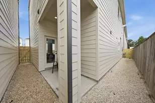 8904 Knoll Leaf Dr, Houston, TX 77080 - Photo 29