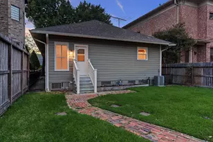 936 Columbia St, Houston, TX 77008 - Photo 17