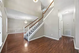 4712 Broadmoor Dr, League City, TX 77573 - Photo 3