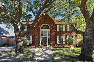 4712 Broadmoor Dr, League City, TX 77573 - Photo 1