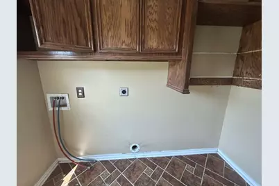 2 Birdwell Road, Bedias, TX 77831 - Photo 11