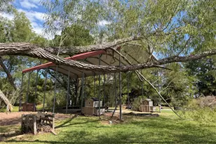 2 Birdwell Rd, Bedias, TX 77831 - Photo 17