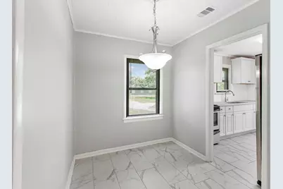 1202 13th Street N, Texas City, TX 77590 - Photo 5