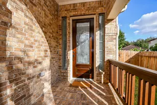 45 Cherry Hills Dr, Houston, TX 77064 - Photo 3