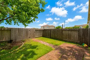 11527 Champions Green Dr, Houston, TX 77066 - Photo 11