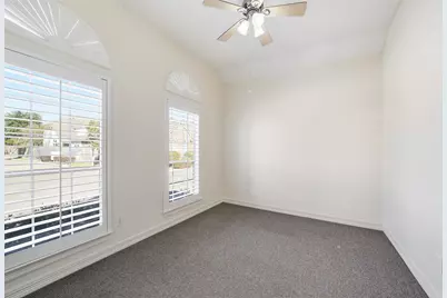 1222 Seamist Drive, Houston, TX 77008 - Photo 13