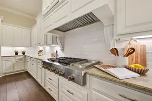 2330 Red Fox Dr, Missouri City, TX 77459 - Photo 9