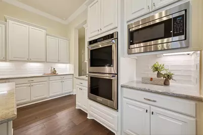 2330 Red Fox Drive, Missouri City, TX 77459 - Photo 11