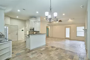 13613 Vail Dr, Montgomery, TX 77356 - Photo 11