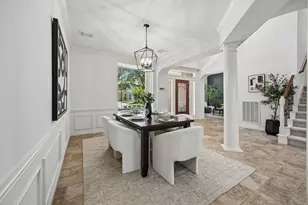 23 Broadweather Pl, The Woodlands, TX 77382 - Photo 9