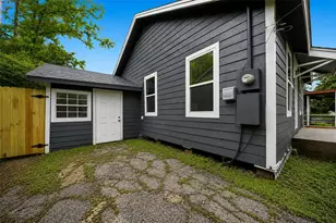 6403 Gainesville St, Houston, TX 77020 - Photo 9