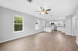 6403 Gainesville St, Houston, TX 77020 - Photo 3