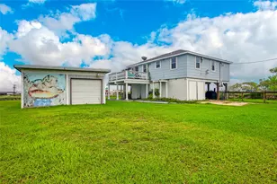 11 Chimaera Rd, Sargent, TX 77414 - Photo 23