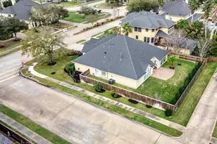2806 Sea Channel Dr, Seabrook, TX 77586 - Photo 5