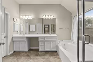 629 Pelican Harbour Dr, Texas City, TX 77590 - Photo 21