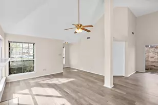 13222 Noble Crest Dr, Houston, TX 77041 - Photo 9