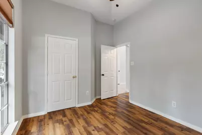 6 E Cottage Green Street, The Woodlands, TX 77382 - Photo 11