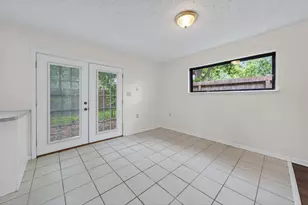 418 Texas St, Tomball, TX 77375 - Photo 13