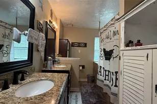 430 Enfield Dr, Highlands, TX 77562 - Photo 11