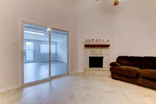 10703 Highland Woods Dr, Sugar Land, TX 77498 - Photo 17