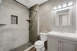 5223 Heathercrest St, Houston, TX 77045 - Photo 15