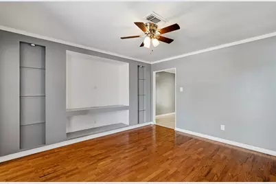 5223 Heathercrest Street, Houston, TX 77045 - Photo 5