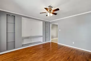 5223 Heathercrest St, Houston, TX 77045 - Photo 5