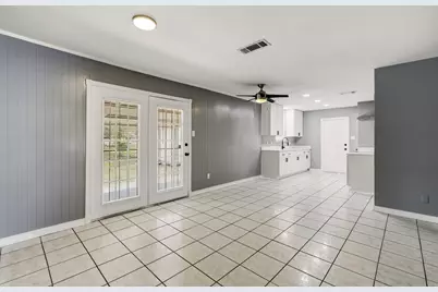 5223 Heathercrest Street, Houston, TX 77045 - Photo 7