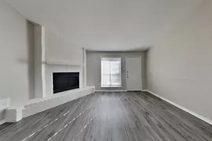 5315 Derbyshire Dr, Katy, TX 77493 - Photo 3