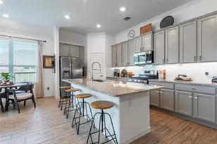 6321 Sawtooth Dr, League City, TX 77573 - Photo 9