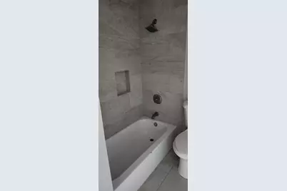 2501 Yoakum Boulevard #5, Houston, TX 77006 - Photo 17