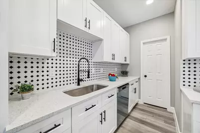 765 Enterprise Street #A, Houston, TX 77088 - Photo 3