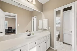 1715 Scenic Shore Dr, Houston, TX 77345 - Photo 27